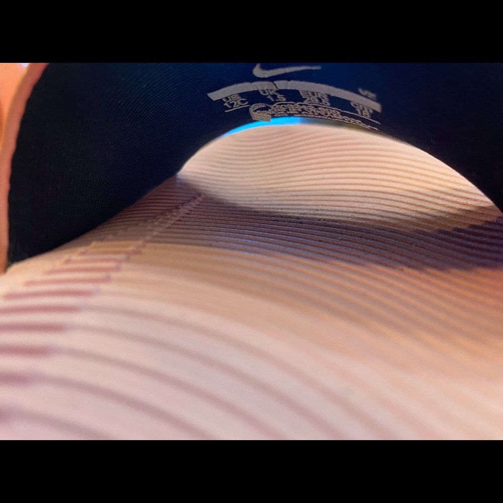 Nike sandals - Picture 2 of 3
